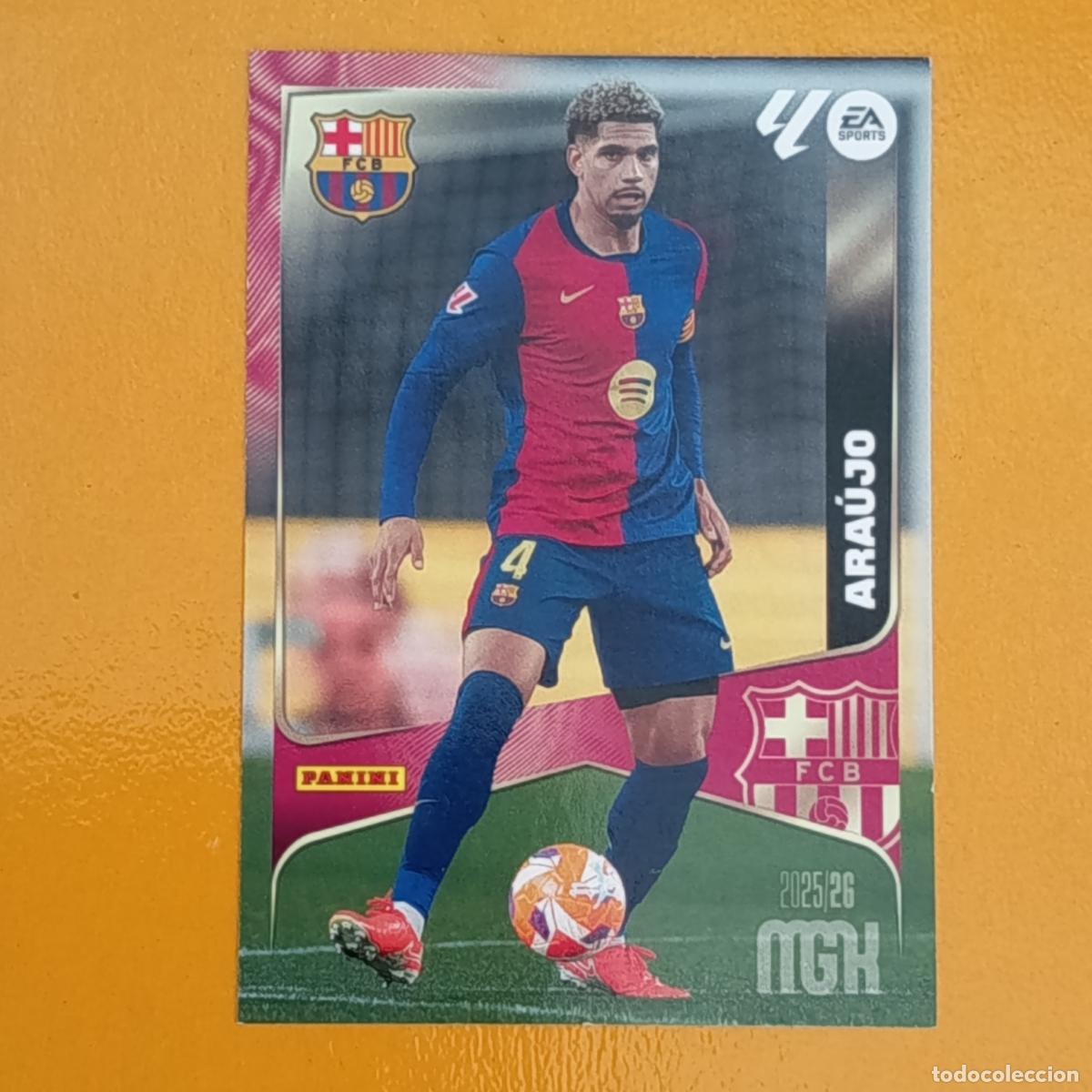 Cromos de F&uacute;tbol: 78 ARAUJO. FC BARCELONA. MEGACRACKS 2025-26. PANINI
