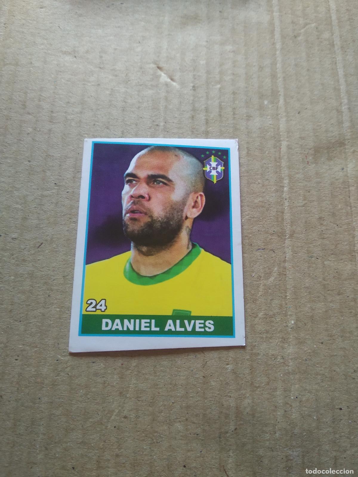 Cromos de Futebol: 24 DANI ALVES BRASIL CROMO FUTBOL MUNDIAL 2022 WORLD CUP COPA DEL MUNDO EDITADO EN BRASIL