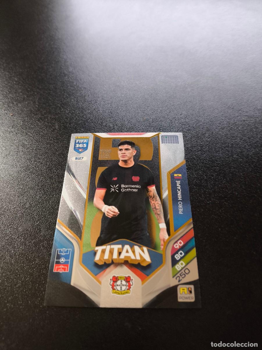 Cromos de Futebol: BLE7 Piero Hincapi&eacute; TITAN BAYERN LEVERKUSEN PANINI ADRENALYN FIFA 365 2025 2026 NO LIGA ESTE