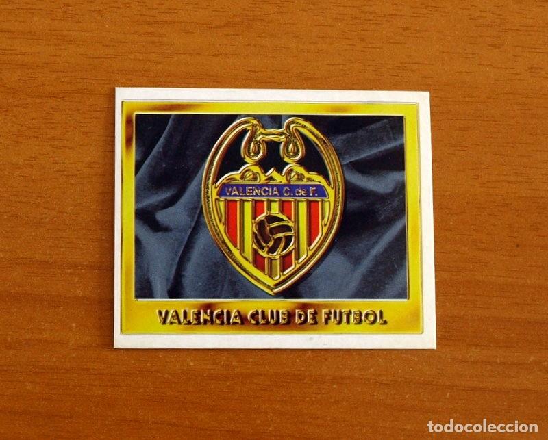 Football Stickers: Valencia - Escudo - Ediciones Este Liga 1995-1996, 95-96 - Nunca pegado