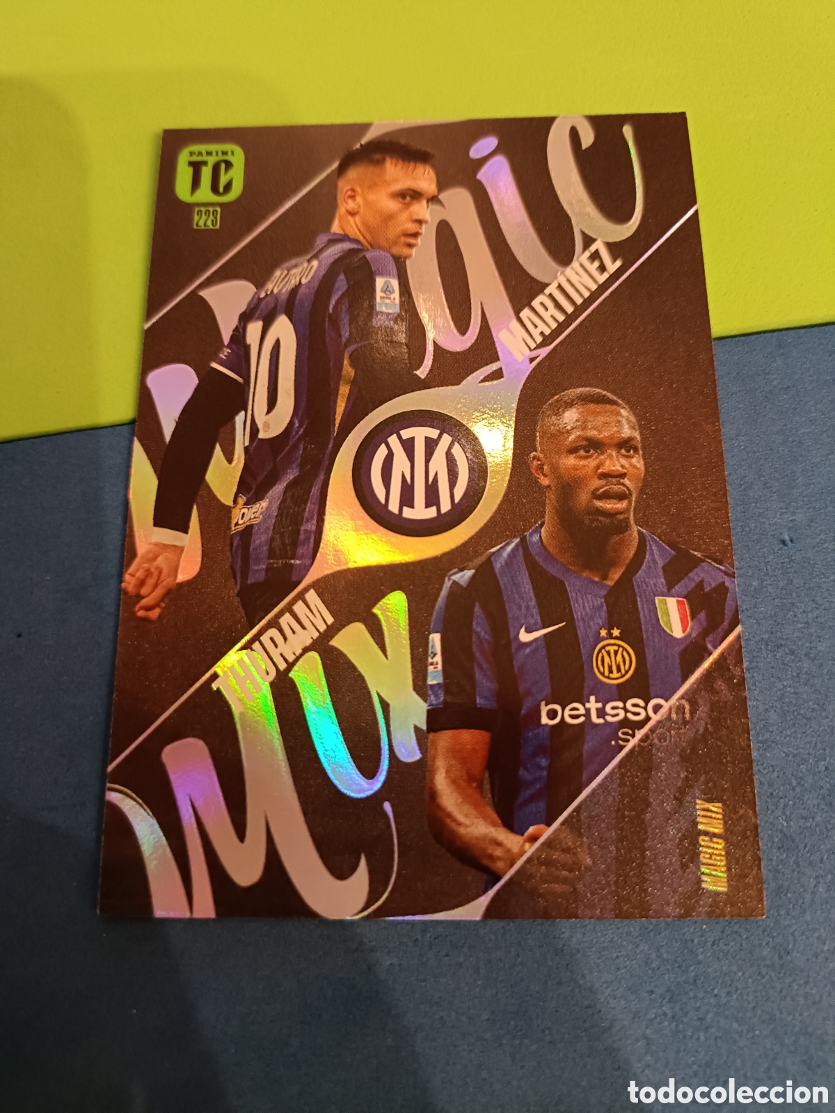 Cromos de Futebol: Panini Adrenalyn XL Top Class 2025 - Magic Mix 223 Thuram Mart&iacute;nez