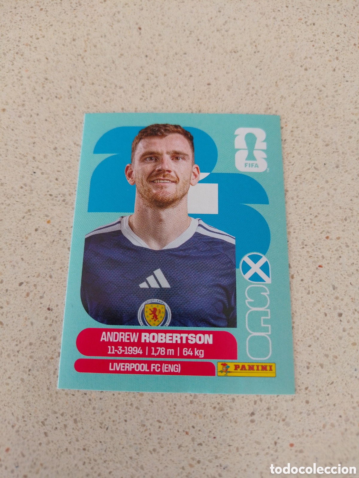 Figurine di Calcio: CROMO NUMERO 6 ROBERTSON ESCOCIA. MUNDIAL 2026. PANINI.