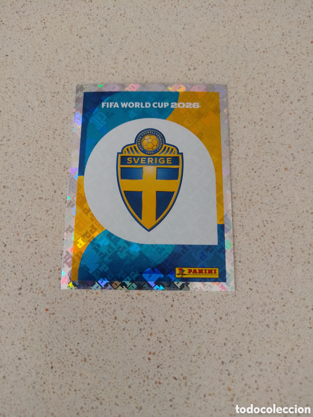 Cromos de Futebol: CROMO NUMERO 1 ESCUDO SUECIA. MUNDIAL 2026. PANINI.