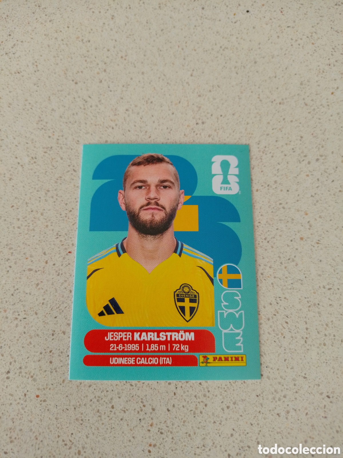 Figurine di Calcio: CROMO NUMERO 10 KARLSTR&Ouml;M SUECIA. MUNDIAL 2026. PANINI.