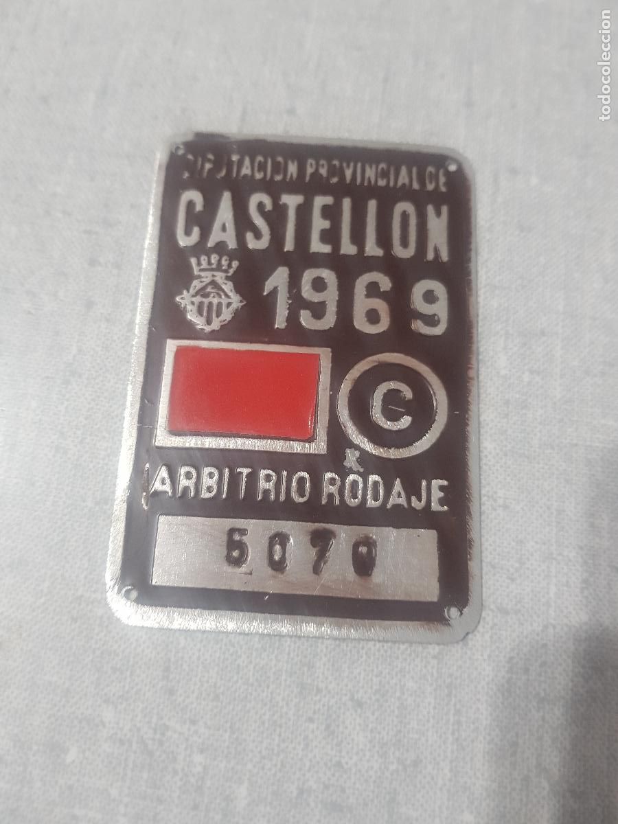 Cromos de F&uacute;tbol: DIPUTACION DE CASTELLON CHAPA ARBITRIO RODAJE 1969