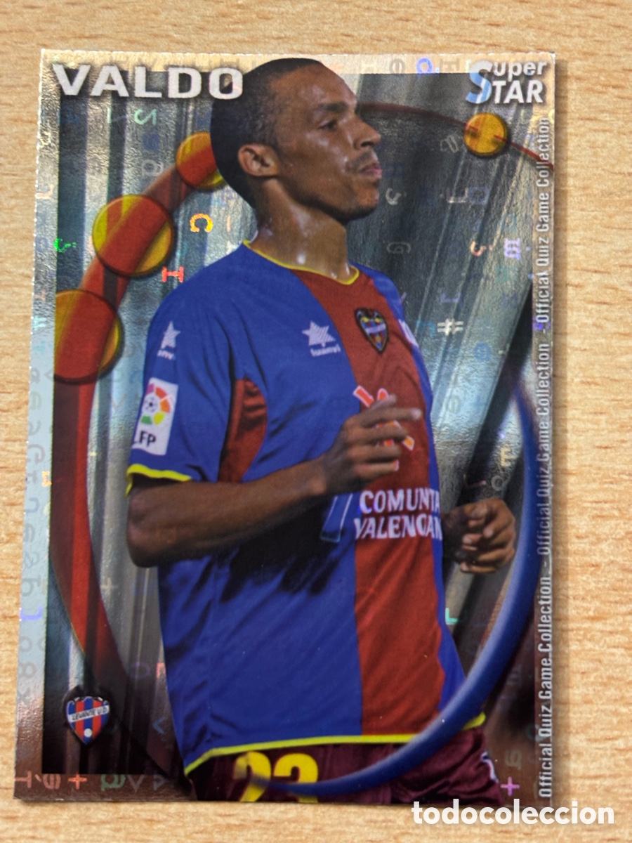 Fu&szlig;ball-Sticker: # 540 Valdo Levante UD Superstar Mundicromo 2011 fondo letras