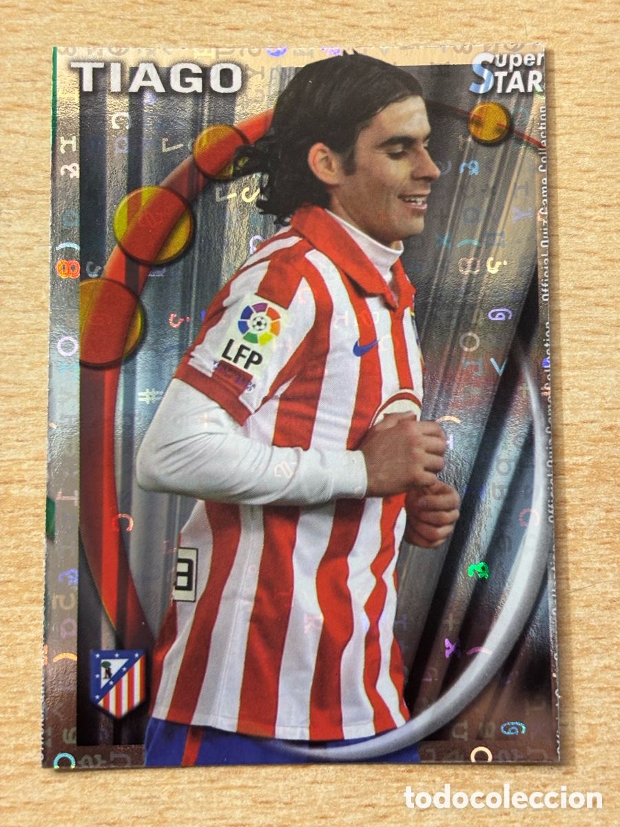 Cromos de F&uacute;tbol: # 240 Tiago Atl&eacute;tico de Madrid Superstar Mundicromo 2011 fondo letras