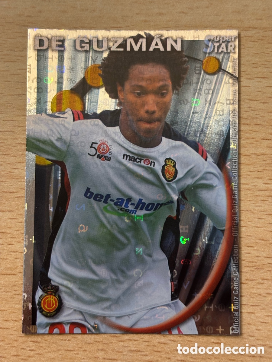 Cromos de Futebol: # 132 De Guzm&aacute;n RCD Mallorca Superstar Mundicromo 2011 fondo letras