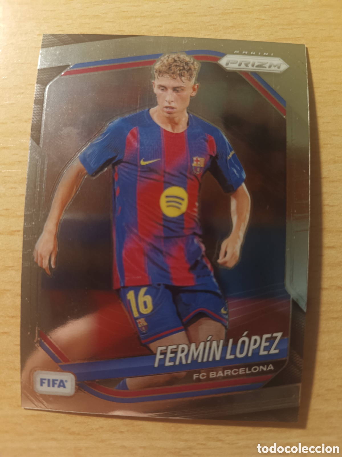 Cromos de Futebol: 253 FERM&Iacute;N LOPEZ FC BARCELONA FIFA PRIZIM 2025 2026 PANINI 25 26