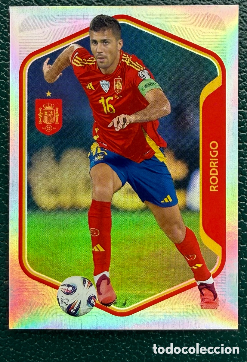 Cromos de Futebol: 32 RODRIGO COLECCI&Oacute;N OFICIAL DE LA SELECCI&Oacute;N ESPA&Ntilde;OLA 2026 CARREFOUR PANINI ESPA&Ntilde;A