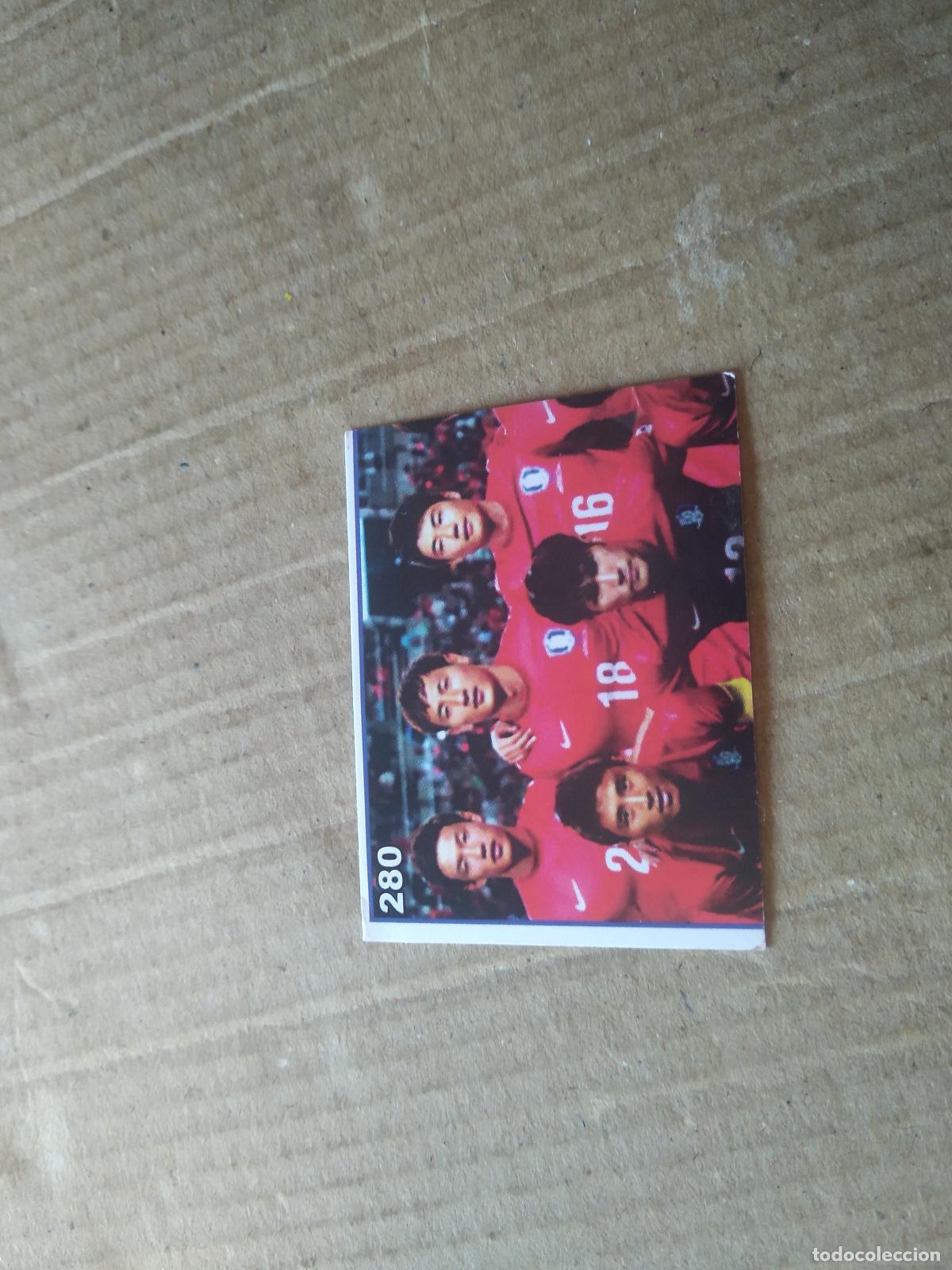 Cartes &agrave; collectionner de Football: 280 EQUIPO PLANTILLA KOREA COREA CROMO FUTBOL MUNDIAL 2022 WORLD CUP COPA MUNDO EDITADO EN BRASIL