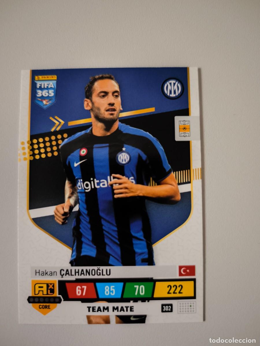 Cromos de F&uacute;tbol: FIFA 365 2023 ADRENALYN XL HAKAN CALHANOGLU 302 ALB FIFA
