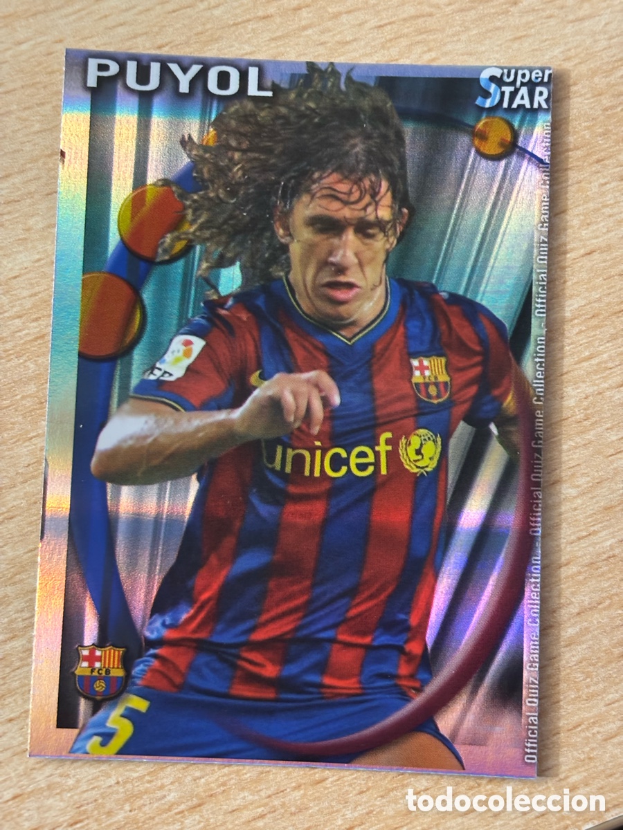 Cromos de F&uacute;tbol: # 026 Puyol FC Barcelona Superstar Mundicromo 2011 rayas horizontales