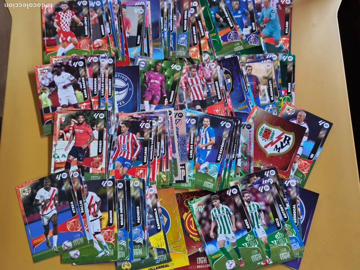 Cromos de f&uacute;tbol: megacracks 2025 26 contiene 102 cromos
