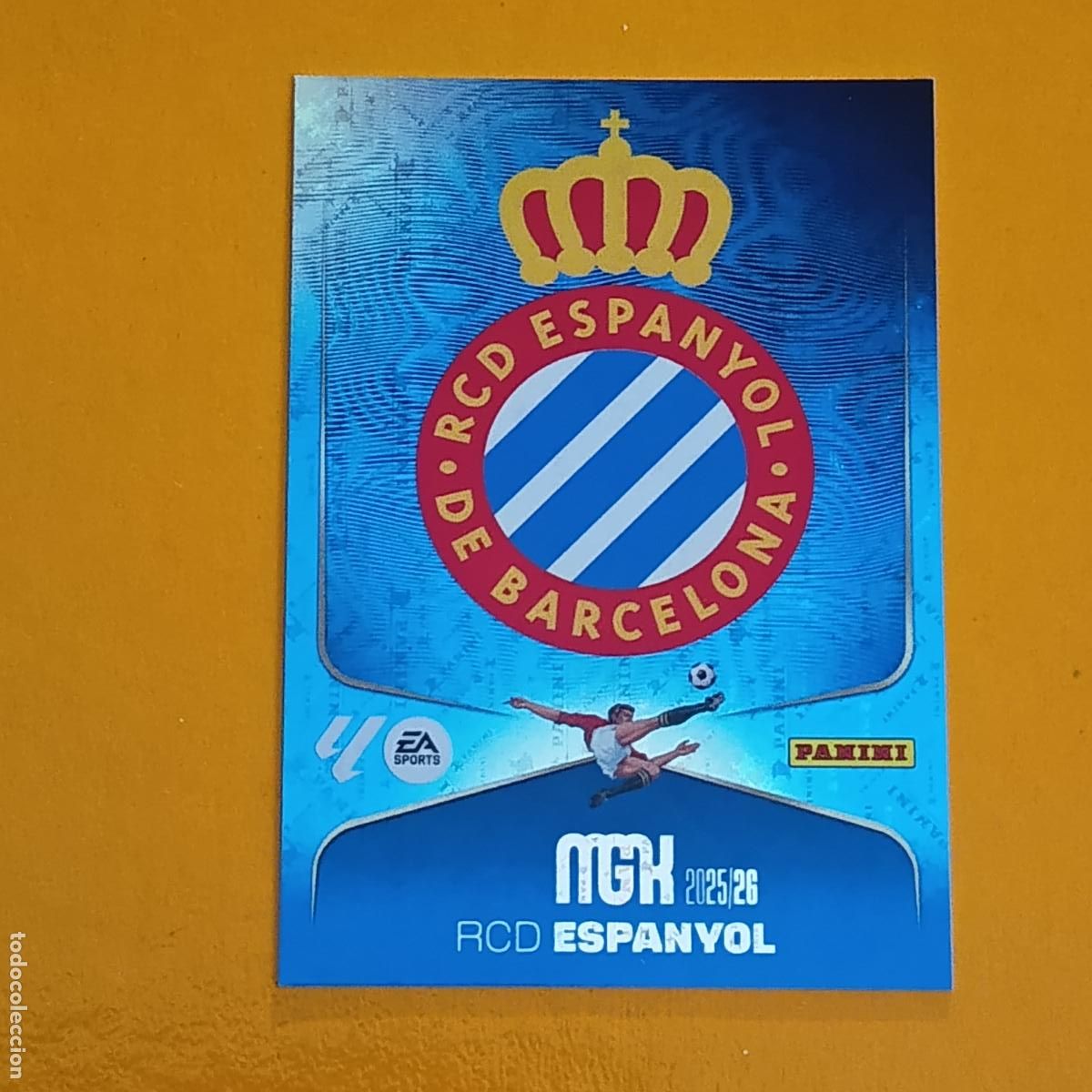 Cromos de Futebol: 145 ESCUDO RCD ESPA&Ntilde;OL. MEGACRACKS 2025-26. PANINI