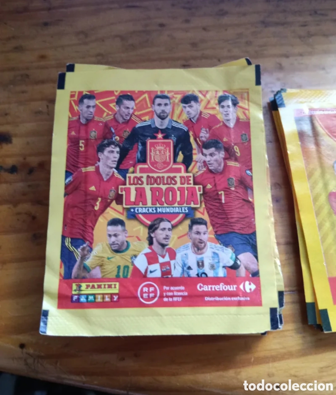 Figurine di Calcio: 13 sobres sin abrir Los &iacute;dolos de la roja + cracks mundiales Carrefour Panini