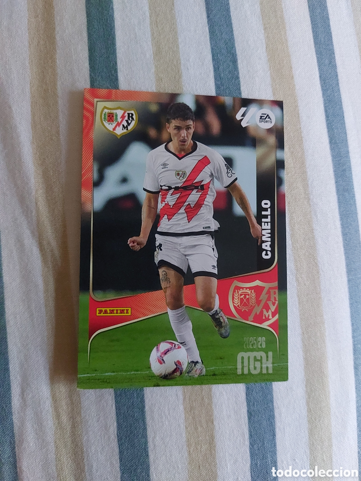 Cromos de F&uacute;tbol: 305 CAMELLO RAYO VALLECANO MEGACRACKS LIGA 2025 2026 25 26