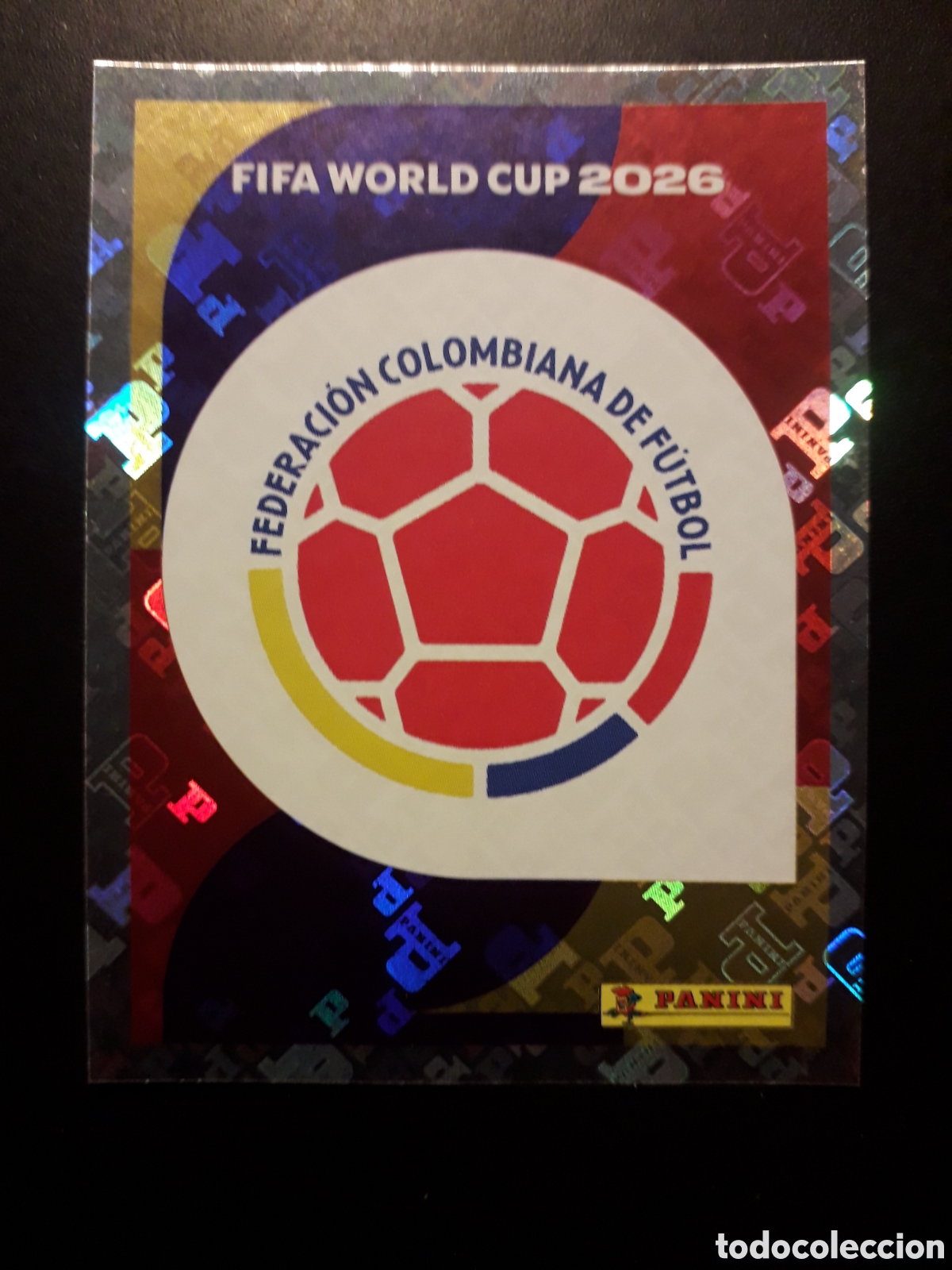 Cromos de F&uacute;tbol: ESCUDO COLOMBIA COL 1 MUNDIAL F&Uacute;TBOL 2026 FIFA WORLD CUP PANINI SIN PEGAR PEDIDO M&Iacute;NIMO 3&euro;