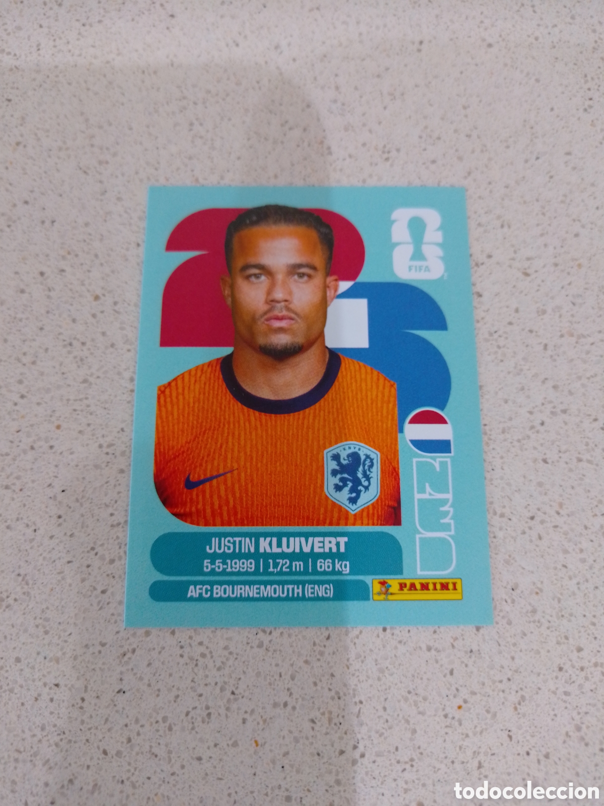 Cromos de F&uacute;tbol: CROMO NUMERO 16 KLUIVERT PAISES BAJOS. MUNDIAL 2026. PANINI.