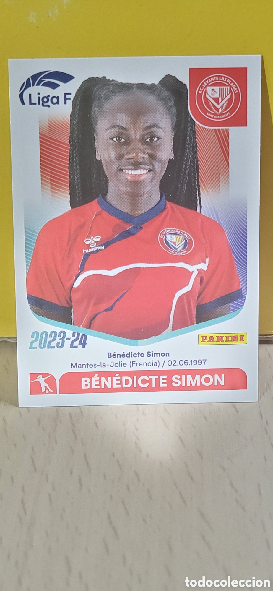 Cartes &agrave; collectionner de Football: BENEDICTE SIMON LEVANTE LAS PLANAS N&ordm; 151 LIGA F 2023 2024 23 24 PANINI