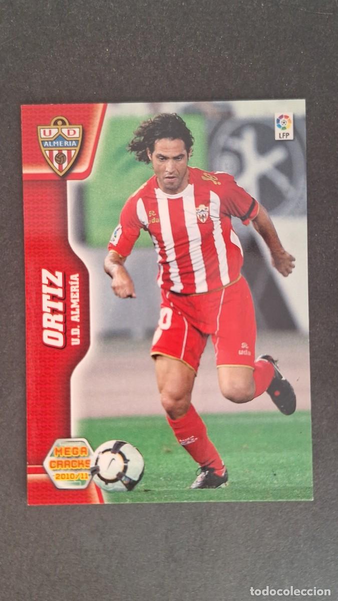Cromos de F&uacute;tbol: L1 ORTIZ U. D. ALMERIA 11 PANINI MEGACRACKS 2010 2011 10 11