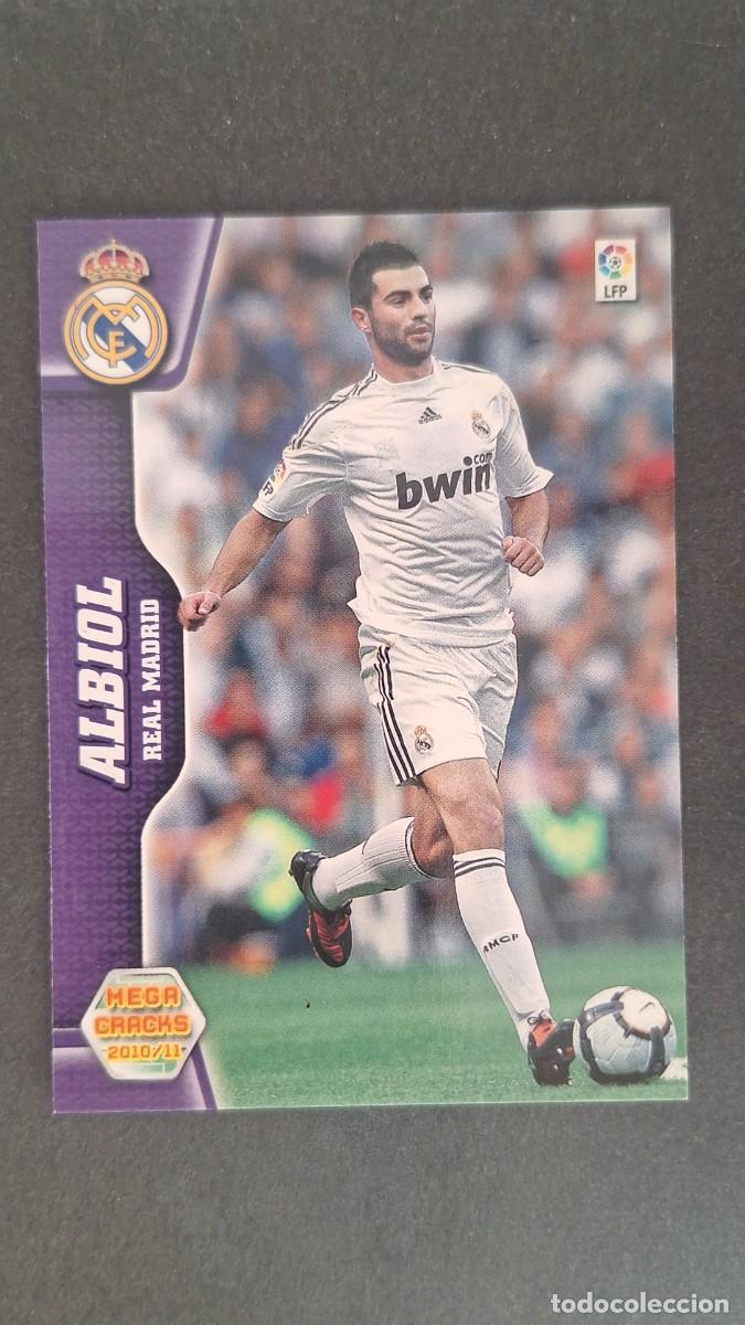 Figurine di Calcio: L1 ALBIOL REAL MADRID 168 PANINI MEGACRACKS 2010 2011 10 11