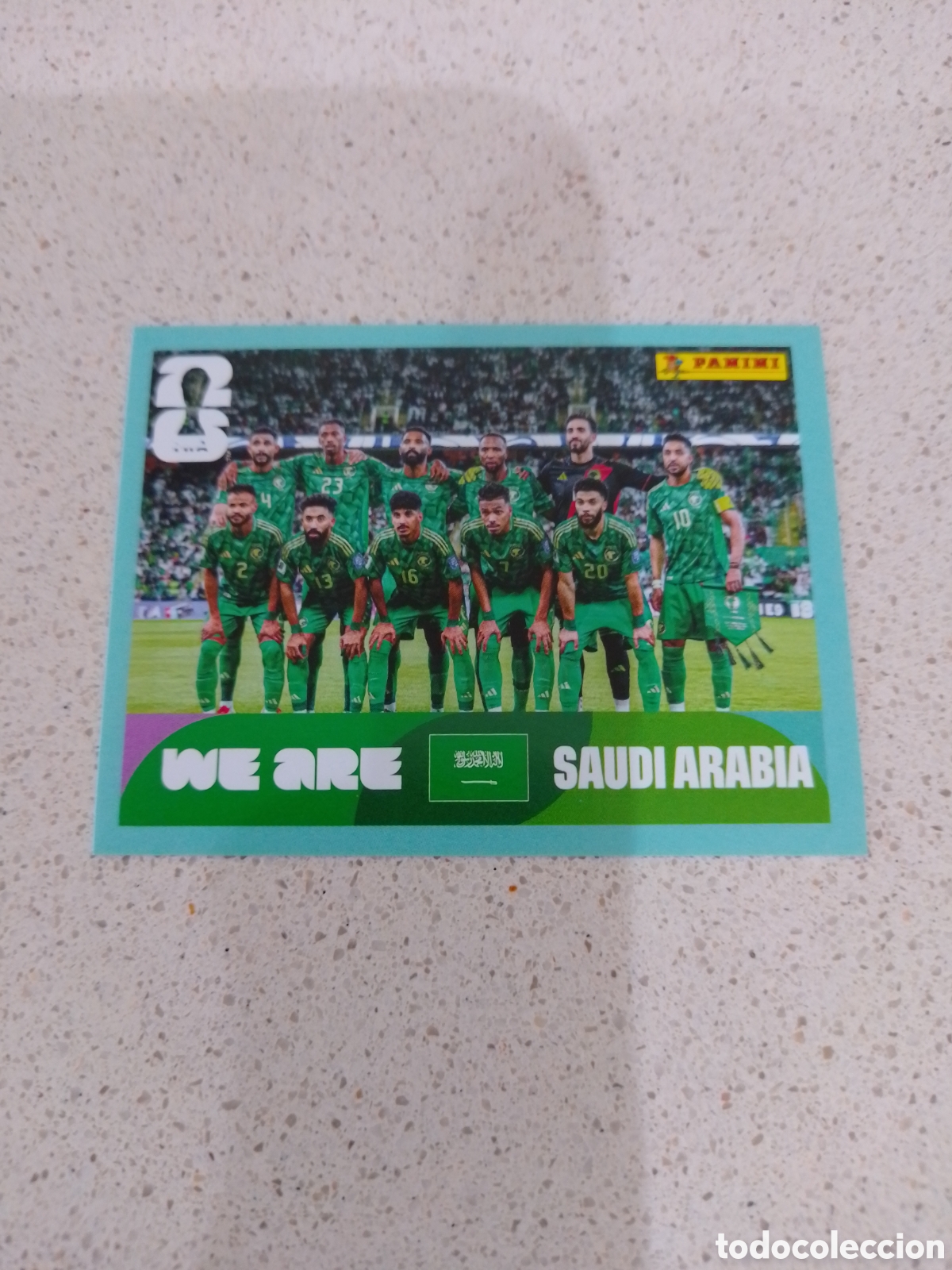 Cromos de F&uacute;tbol: CROMO NUMERO 13 EQUIPO ARABIA SAUDI. MUNDIAL 2026. PANINI.