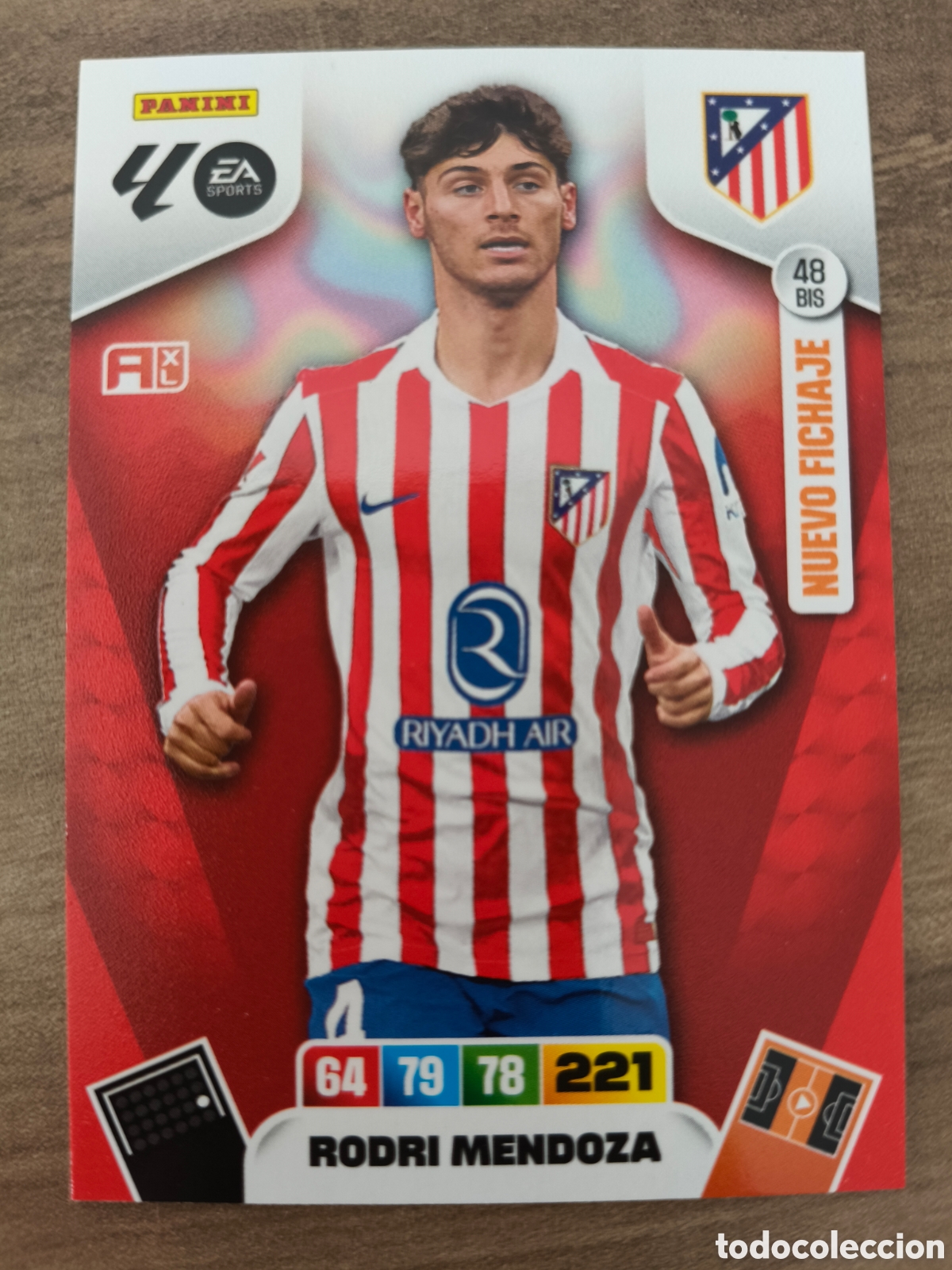Cromos de Futebol: 48 Bis Rodri Mendoza Nuevo Fichaje At. Madrid Adrenalyn XL La Liga 25 26