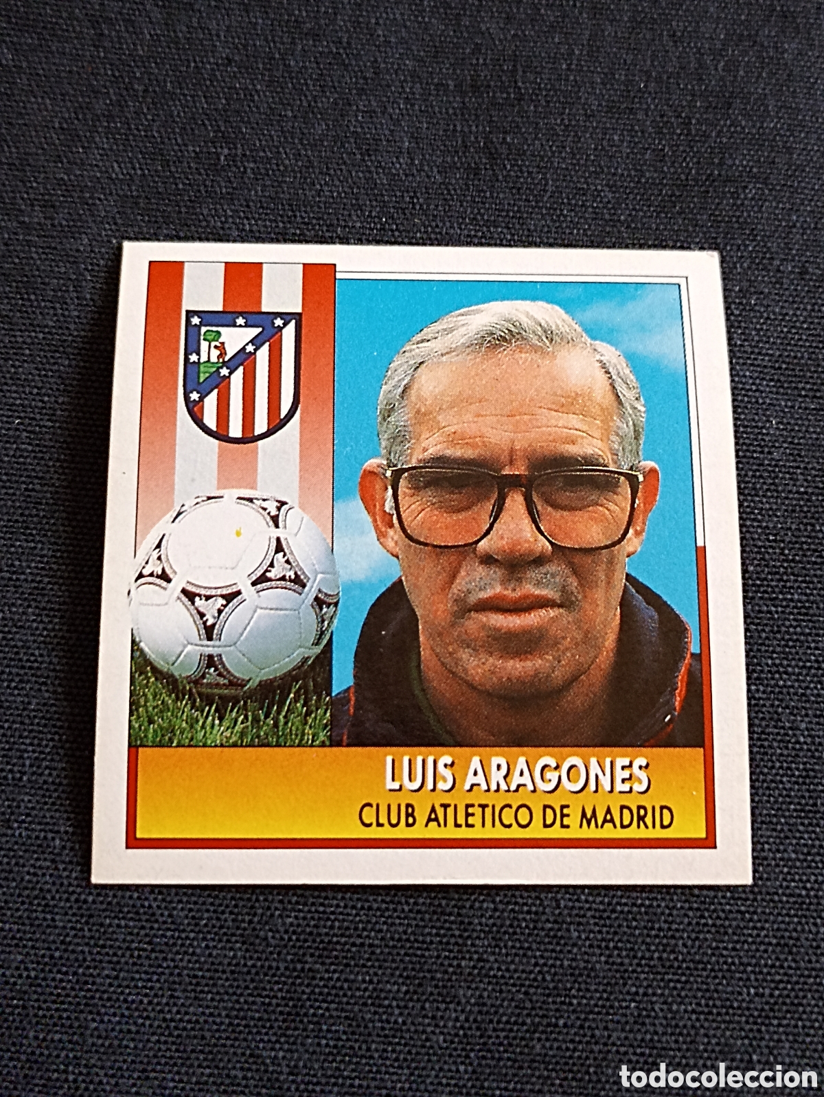 Football Stickers: Luis Aragon&eacute;s Entrenador ( Club Atl&eacute;tico de Madrid ). Liga este 92-93. Nunca pegado
