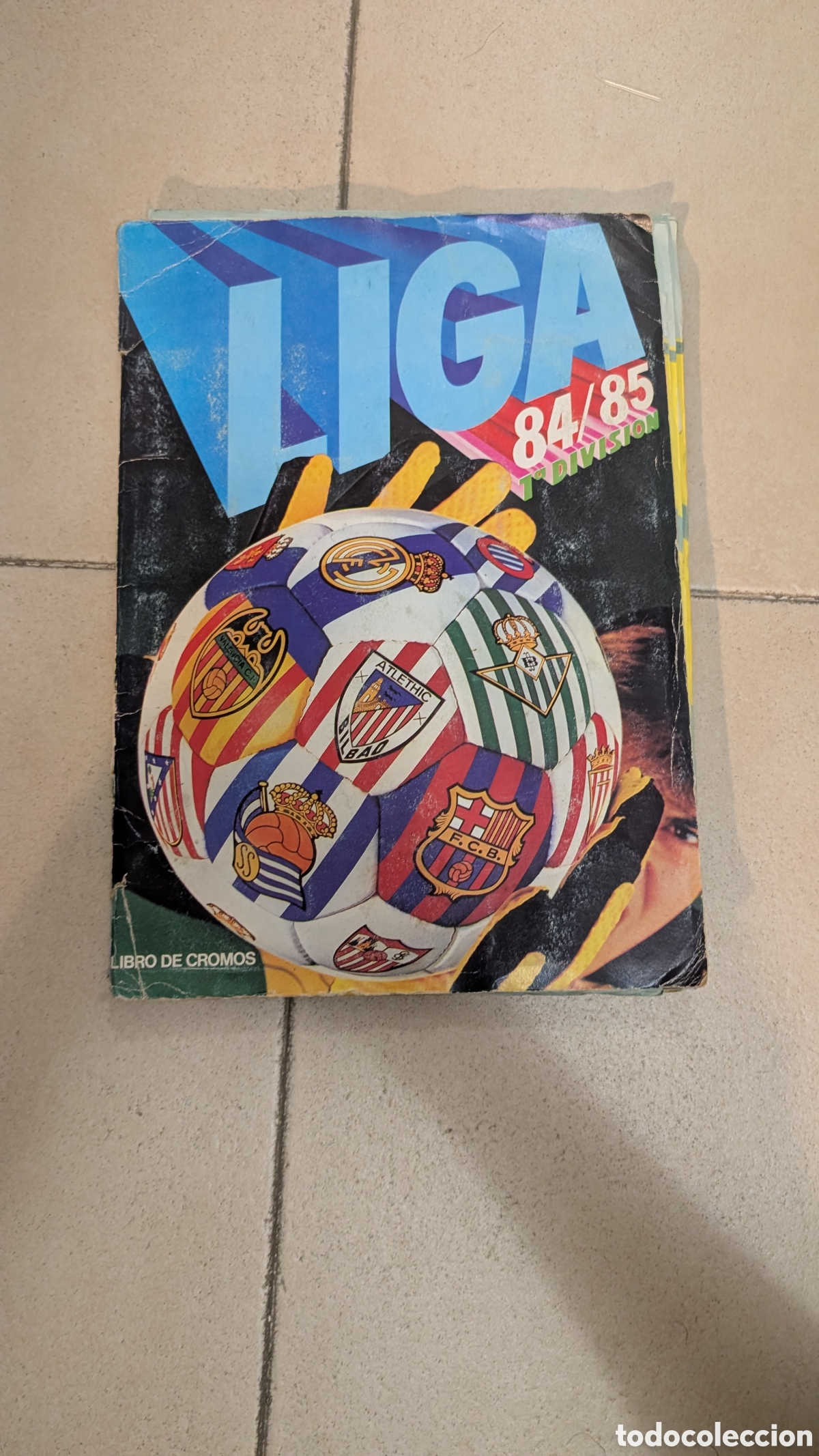 Cromos de f&uacute;tbol: ALBUM LIGA ESTE 1984/85 84 85 INCOMPLETO CON BASTANTES CROMOS ACEPTABLE ESTADO