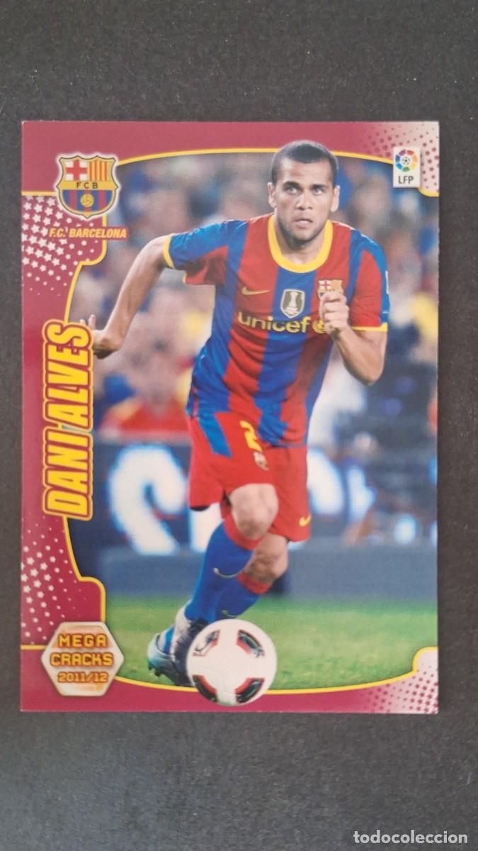 Figurine di Calcio: L2 DANI ALVES F. C. BARCELONA 39 PANINI MEGACRACKS 2011 2012 11 12