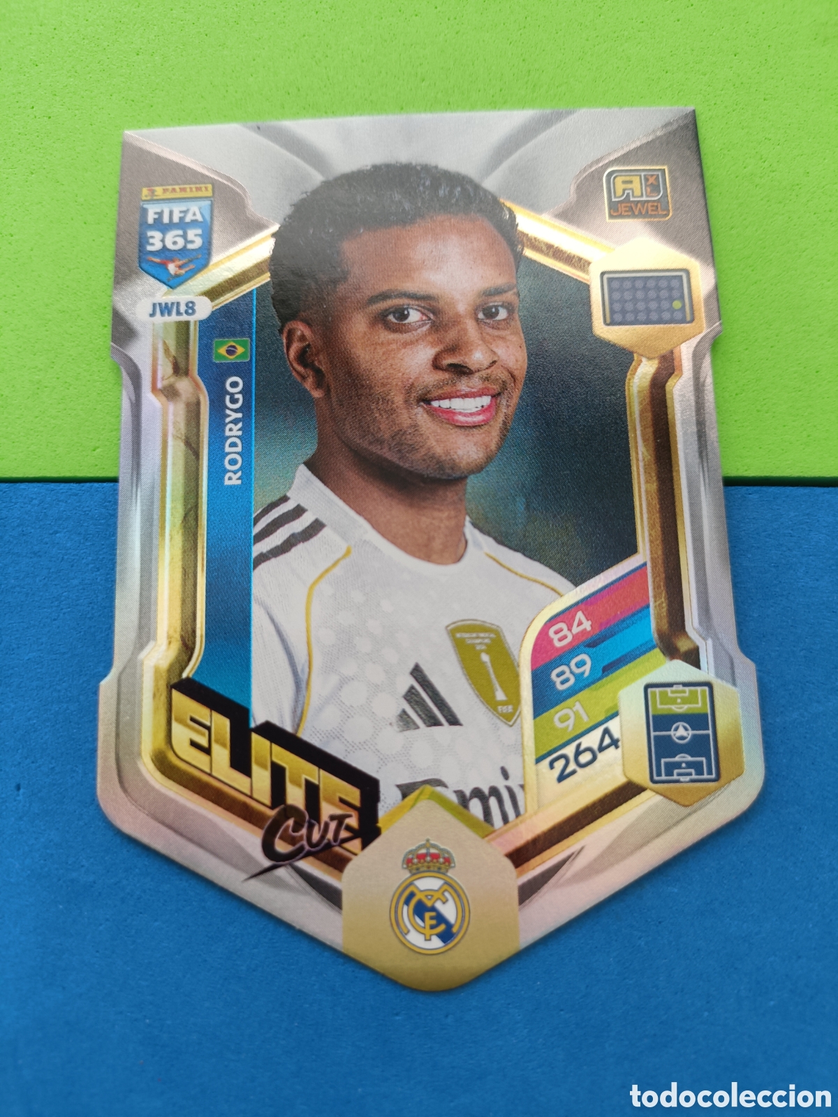 Figurine di Calcio: PANINI Adrenalyn XL FIFA 365 2025 2026 25 26 - Elite Cut JWL 8 Rodrygo Real Madrid