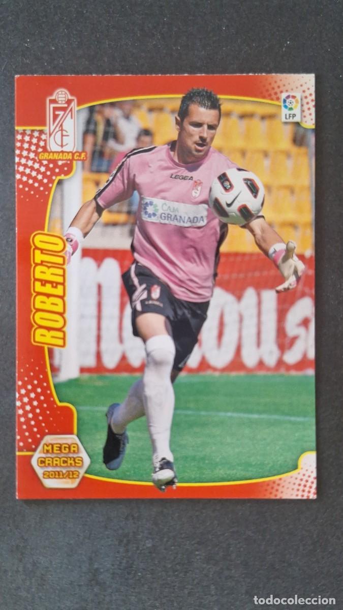 Figurine di Calcio: L2 ROBERTO GRANADA C. F. 110 PANINI MEGACRACKS 2011 2012 11 12