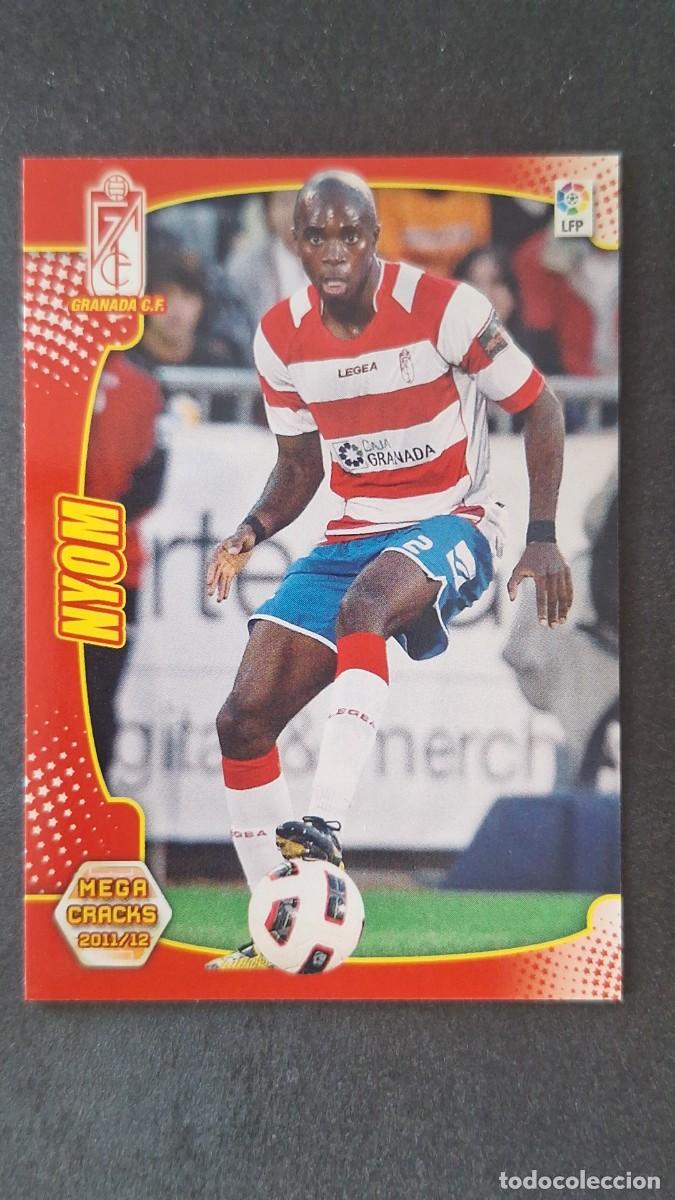 Figurine di Calcio: L2 NYOM GRANADA C. F. 111 PANINI MEGACRACKS 2011 2012 11 12