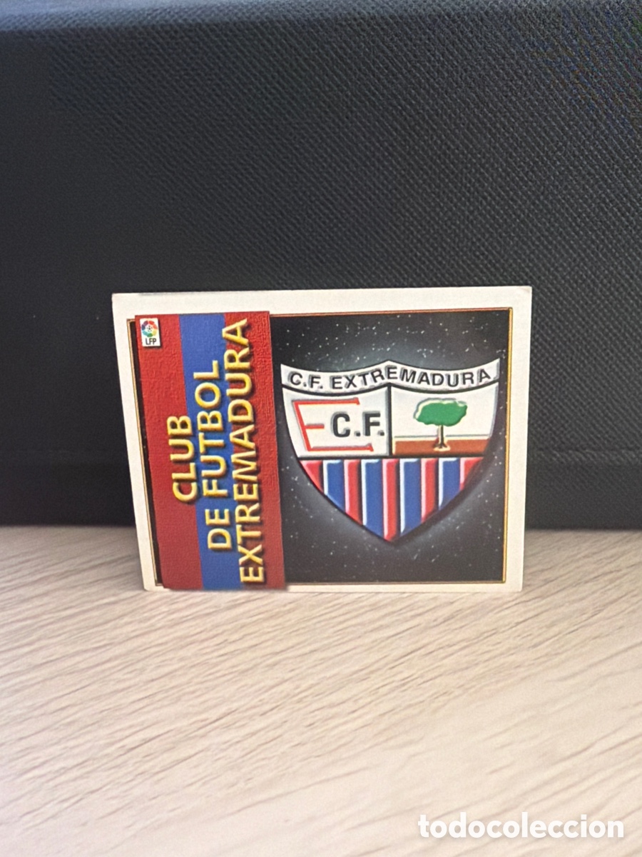 Cromos de f&uacute;tbol: Liga 98 99 Ediciones Este - Escudo Extremadura