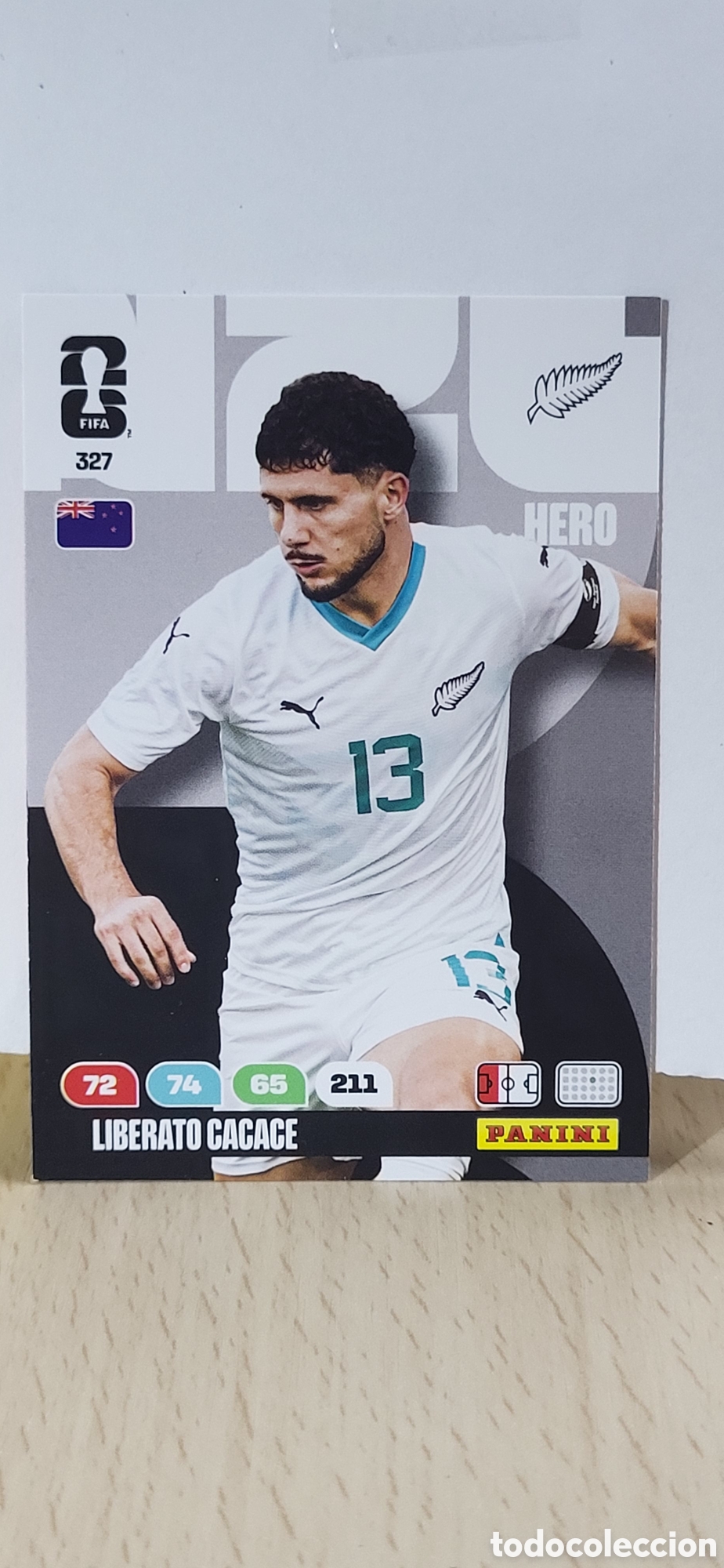 Cromos de Futebol: LIBERATO CACACE NUEVA ZELANDA N&ordm; 327 ADRENALYN XL MUNDIAL 2026 26 FIFA WORLD CUP PANINI