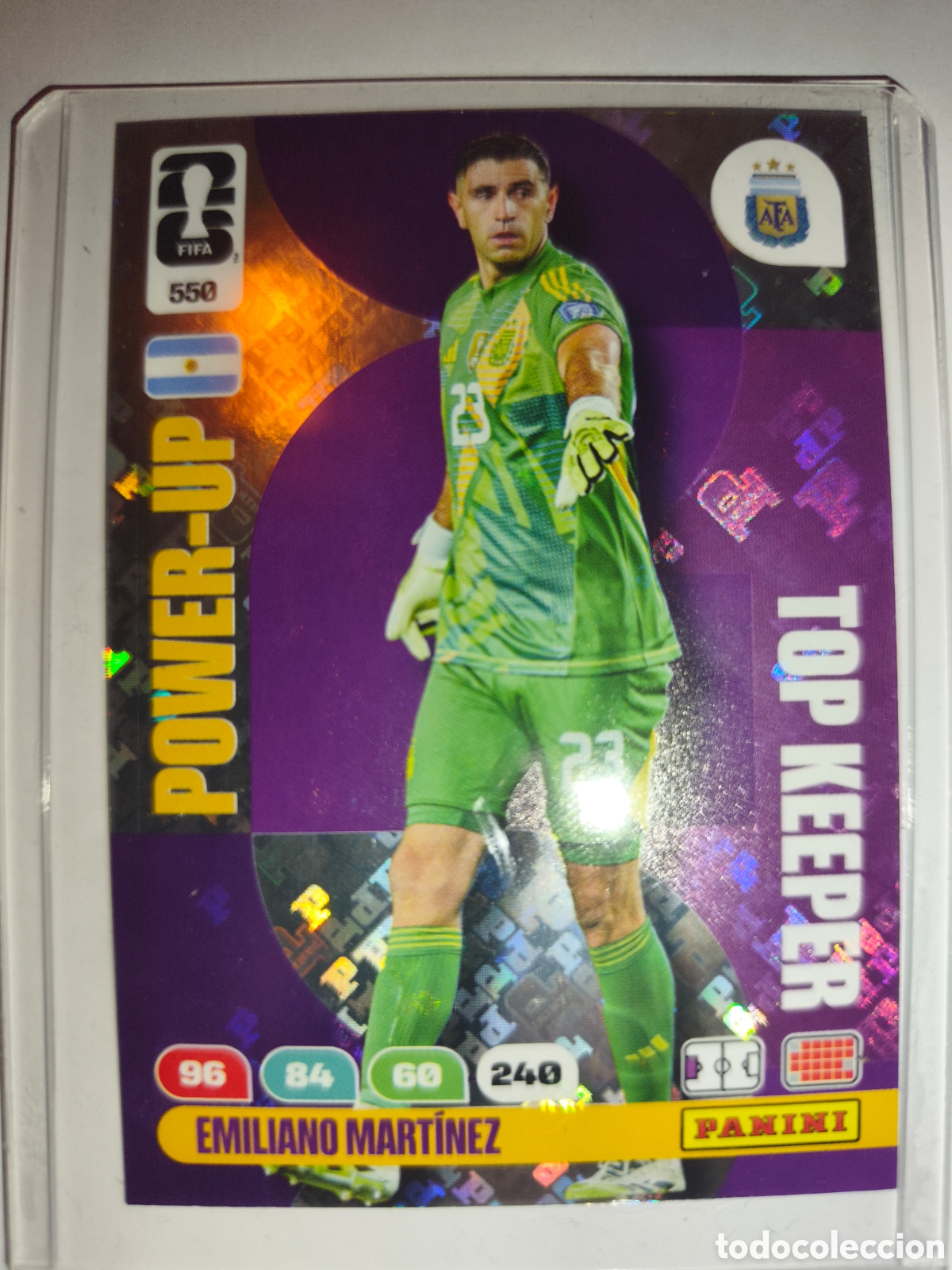 Cromos de f&uacute;tbol: FIFA 2026 TOP KEEPEE DIBU MARTINEZ