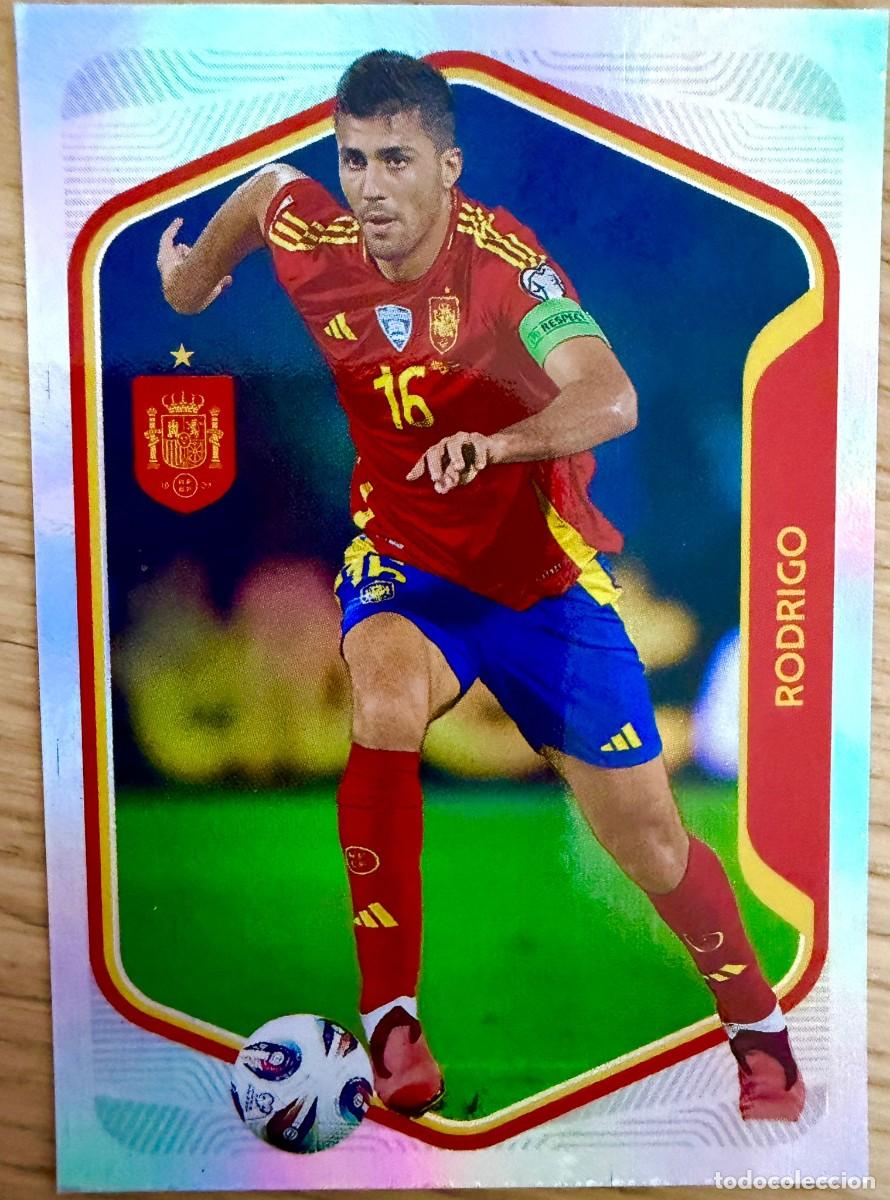 Figurine di Calcio: 32 RODRIGO RODRI BRILLANTE SELECCION ESPA&Ntilde;OLA CARREFOUR ESPA&Ntilde;A 2026 26 STICKER SIN PEGAR PANINI
