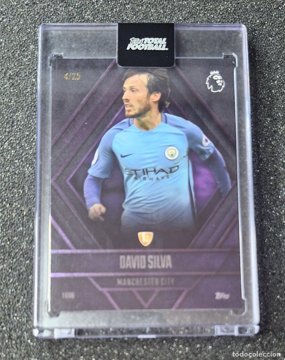 Cromos de f&uacute;tbol: David Silva Manchester City Topps Total Football 4/25 First Class Purple Caja Magnetica
