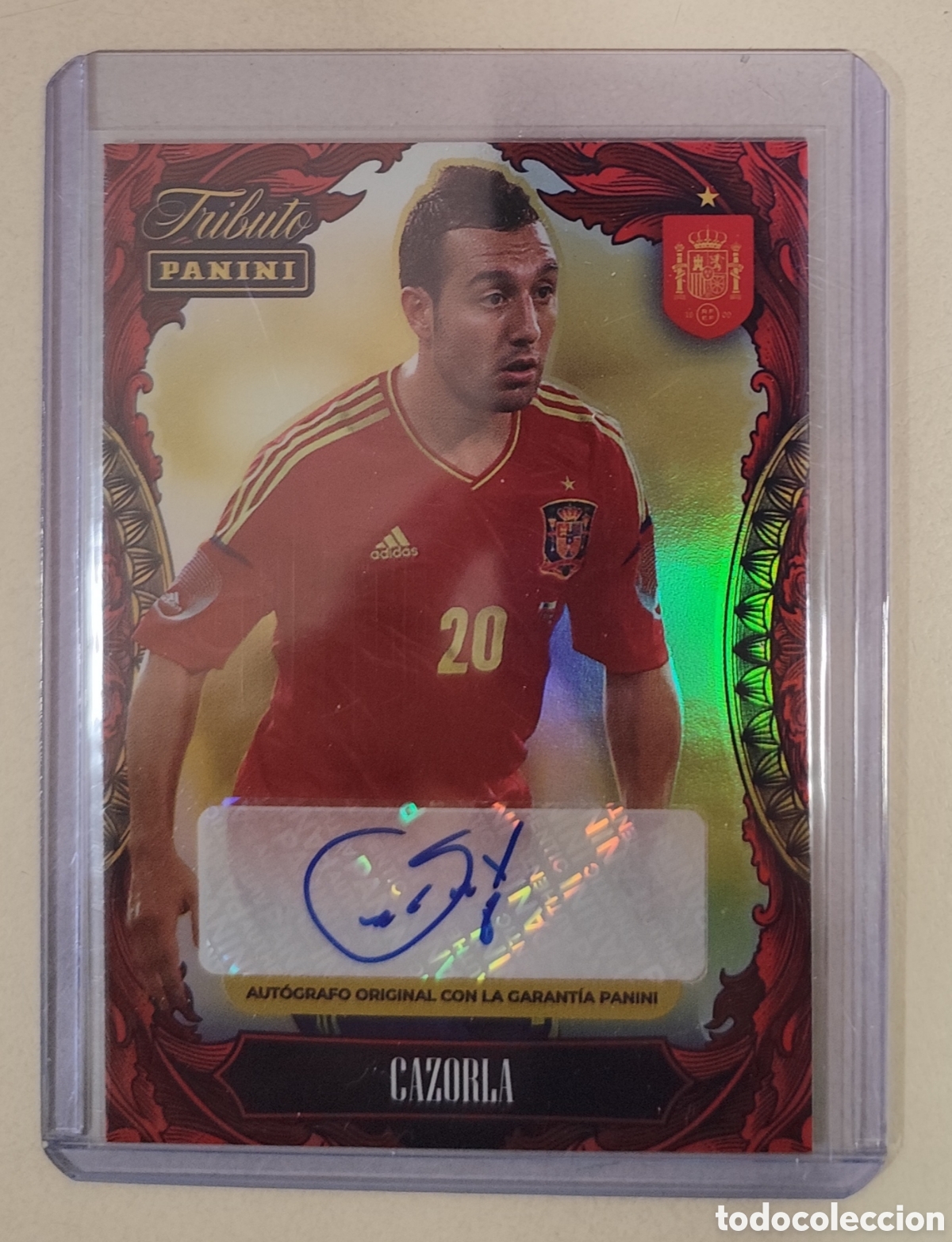 Cromos de f&uacute;tbol: AUT&Oacute;GRAFO ORIGINAL CAZORLA SELECCI&Oacute;N ESPA&Ntilde;OLA 2010 2026 PANINI TRIBUTO TIRADA 200