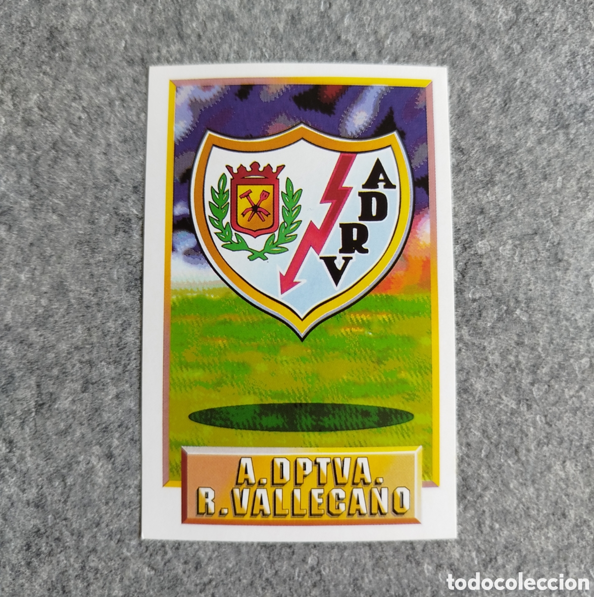 Cromos de f&uacute;tbol: ADHESIVO ESCUDO RAYO VALLECANO LIGA 93 94 1993 1994 ESTE SIN PEGAR NUNCA PEGADO CROMO