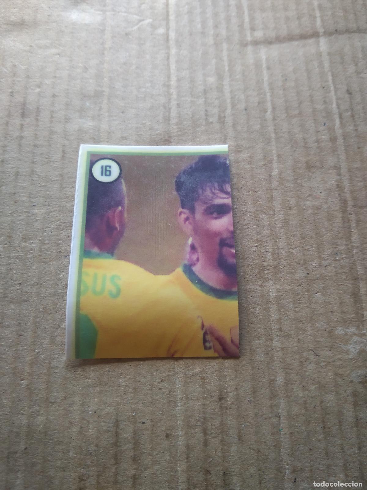 Cartes &agrave; collectionner de Football: 16 LUCAS PAQUETA BRASIL CROMO FUTBOL MUNDIAL 2022 WORLD CUP EDITADO EN BRASIL