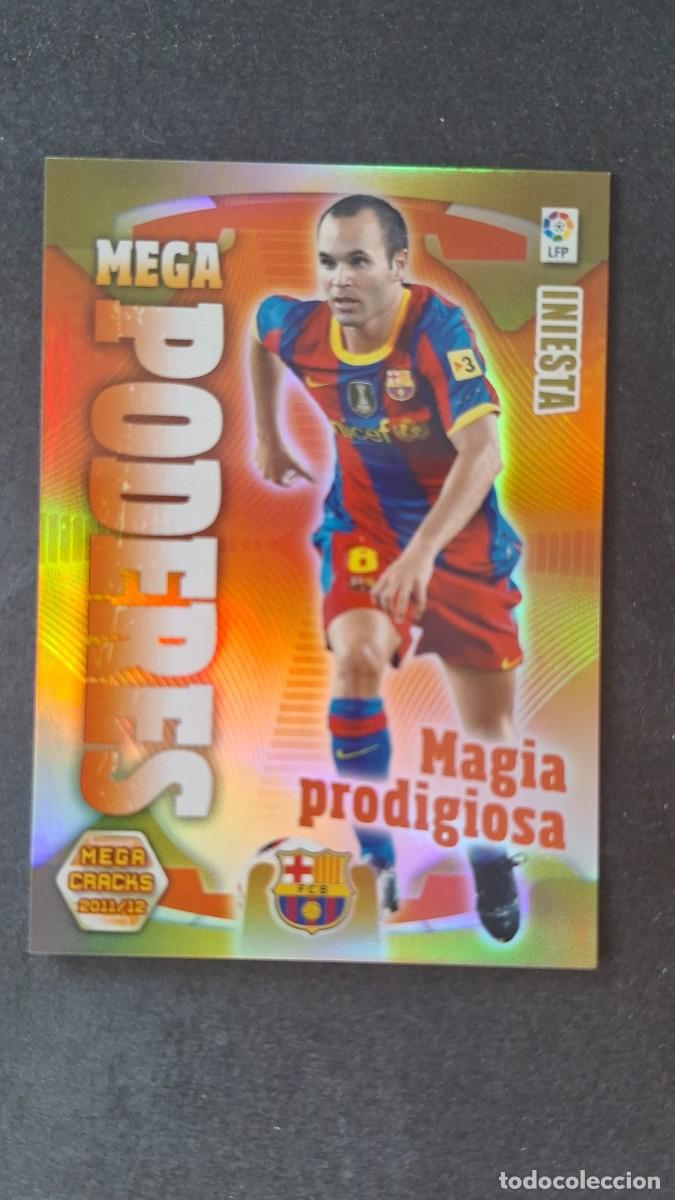 Cromos de f&uacute;tbol: L2 INIESTA F. C. BARCELONA MEGA PODERES 384 PANINI MEGACRACKS 2011 2012 11 12