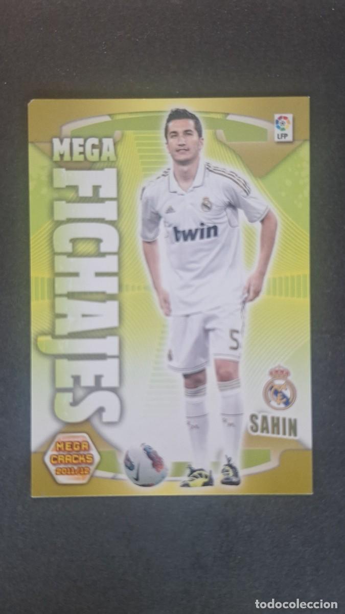Figurine di Calcio: L2 SAHIN REAL MADRID MEGA FICHAJE 502 PANINI MEGACRACKS 2011 2012 11 12