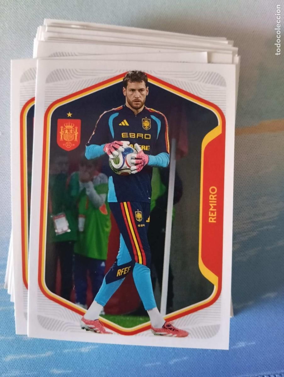 Cromos de f&uacute;tbol: Cromo N&ordm;11 Espa&ntilde;a 2026 Carrefour // &Aacute;lex Remiro