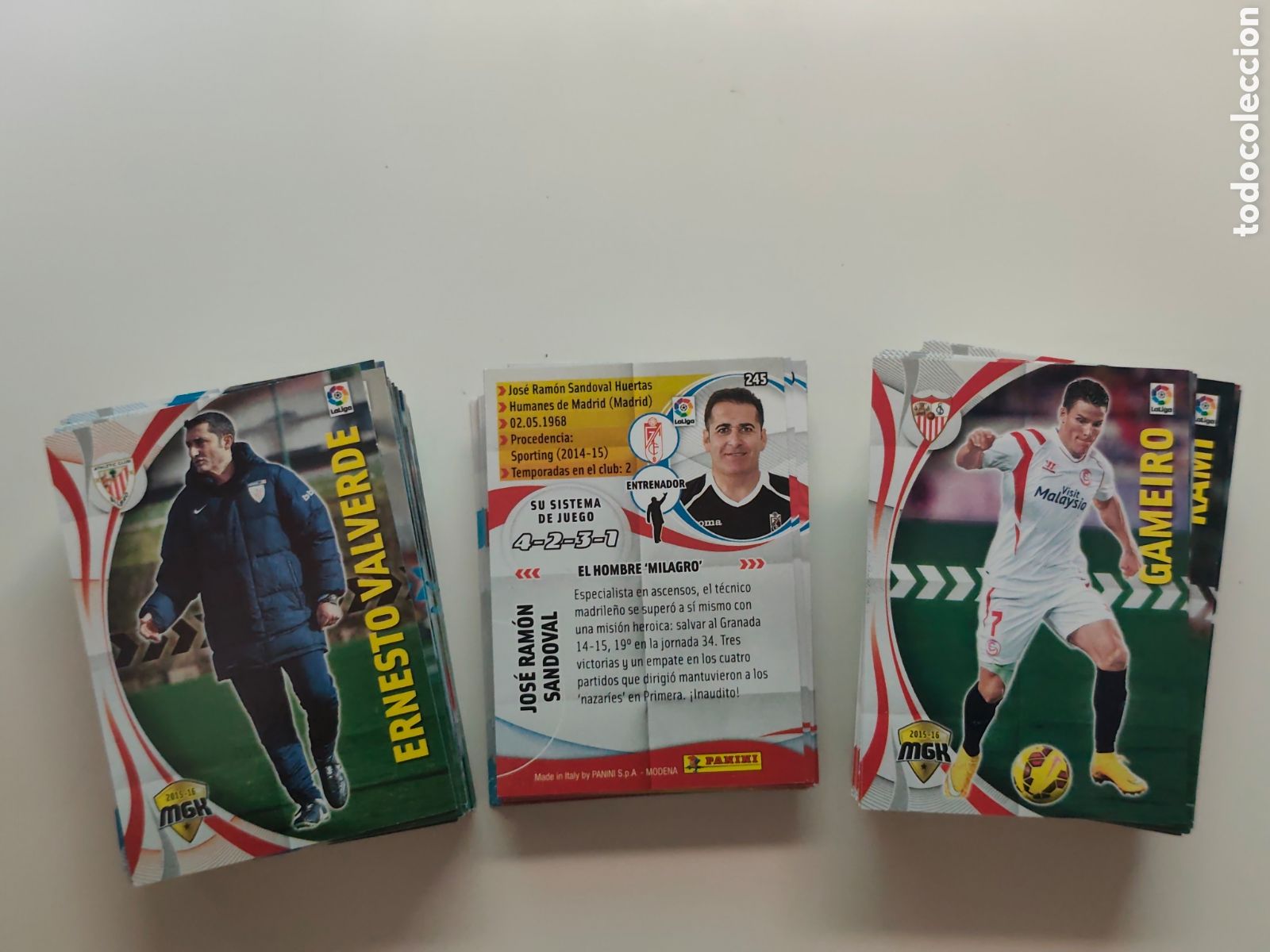 Cartes &agrave; collectionner de Football: 150 CARDS DIFERENTES MEGACRACKS 2015 2016