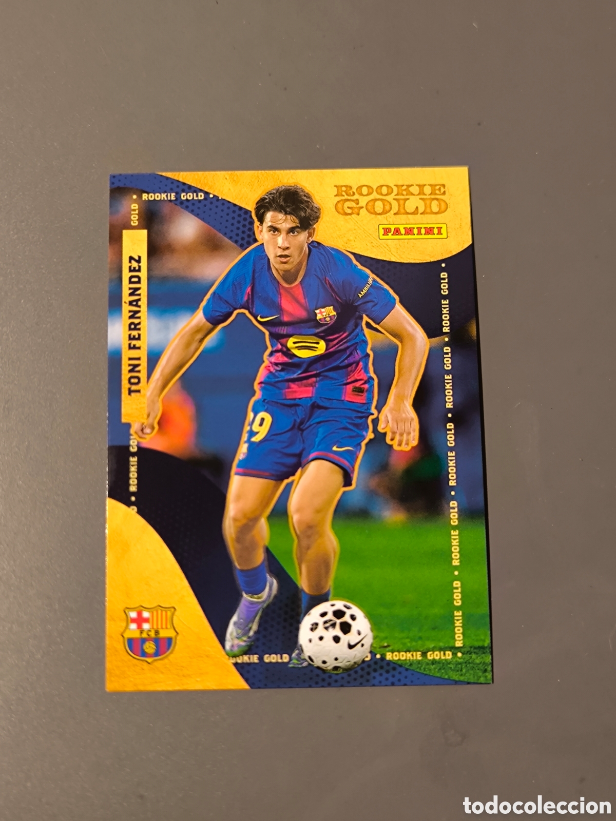 Cromos de f&uacute;tbol: TONI FERN&Aacute;NDEZ Rookie Gold FC Barcelona Panini Club 2026