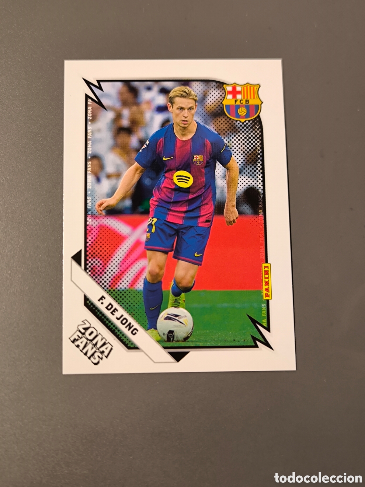 Figurine di Calcio: FRENKIE DE JONG 37 Zona Fans FC Barcelona Panini Club 2026
