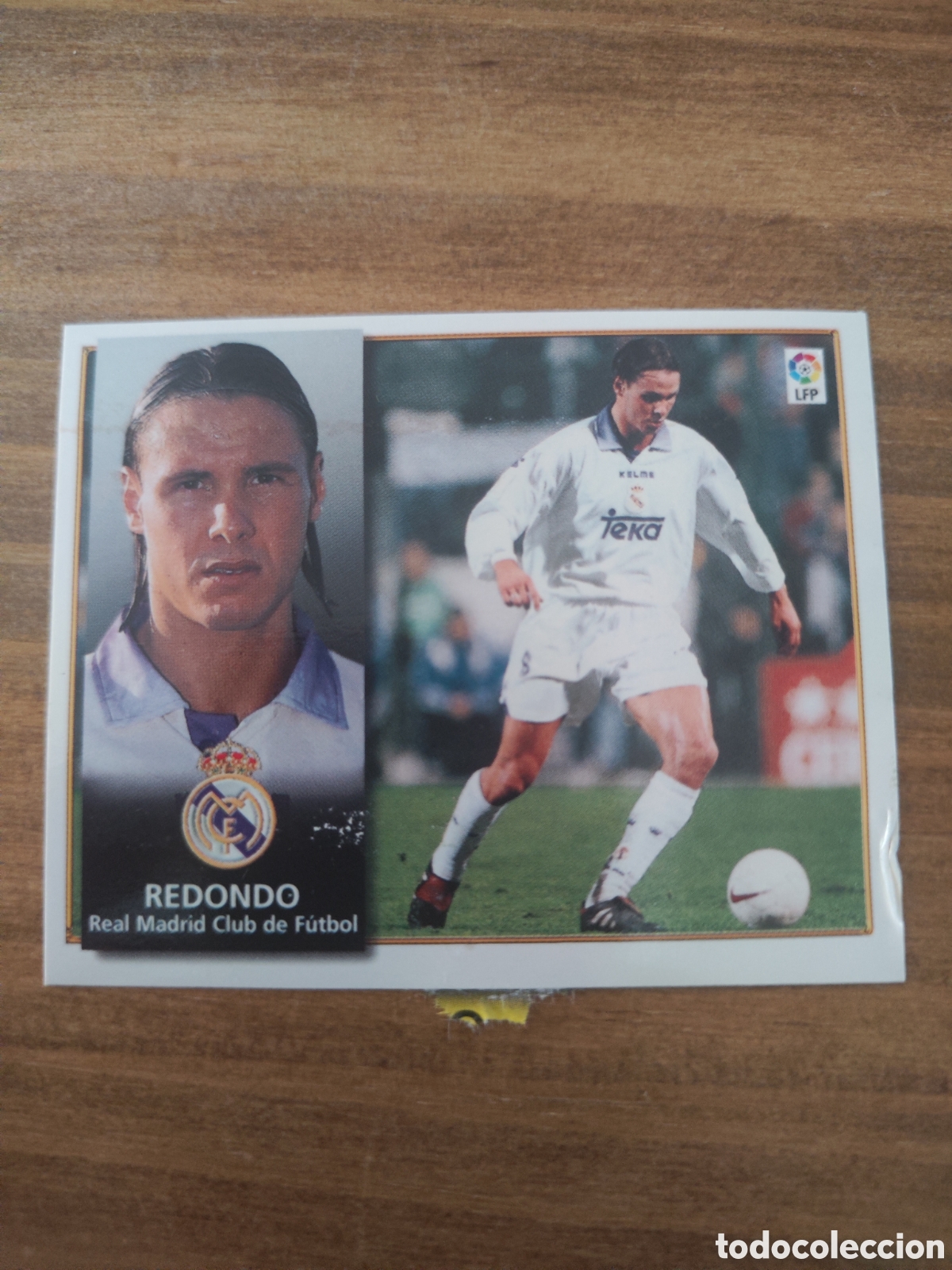 Fu&szlig;ball-Sticker: Este 98 99 Real Madrid Redondo despegado pero conserva trasera ver im&aacute;genes