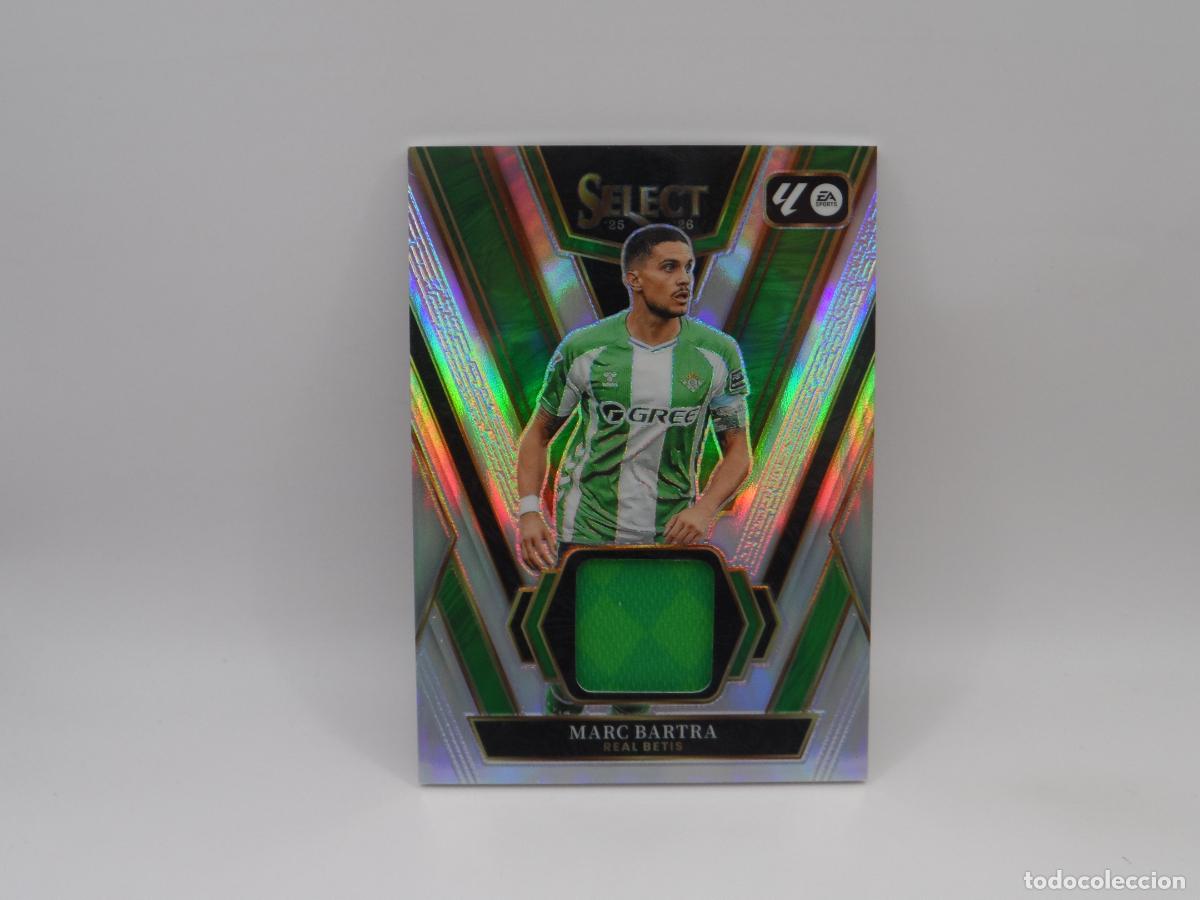 Cromos de f&uacute;tbol: PARCHE BARTRA BETIS PANINI SELECT 2025 2026 25 26 PATCH TROZO DE CAMISETA